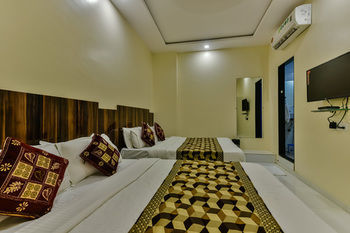 מומביי Hotel Garden Park מראה חיצוני תמונה