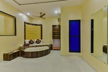 מומביי Hotel Garden Park מראה חיצוני תמונה